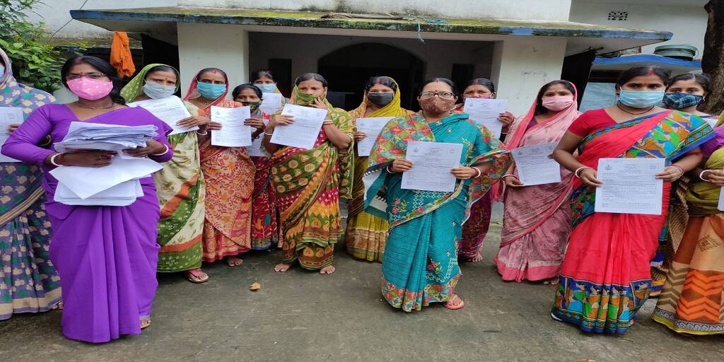 Purba Medinipur tmc laxmis bhandar will now available at home women are happy Purba Medinipur: বাড়িতে পৌঁছে যাবে 'লক্ষ্মীর ভাণ্ডারের' ফর্ম, নয়া উদ্যোগ পূর্ব মেদিনীপুরে