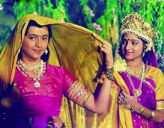 एक्टर स्वप्निल जोशी ने रामानंद सागर के हिट सीरियल 'श्री कृष्ण' में कृष्ण का रोल निभाया था. उस समय स्वप्निल महज 15 साल के थे. श्रीकृष्ण के रोल के लिए उन्हें खूब तारीफ मिली थी.