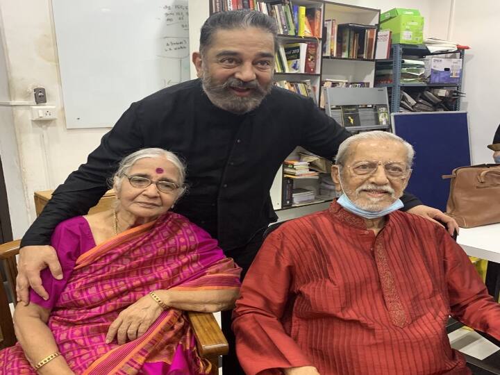 நண்பர்களுடன் பிறந்தநாளை கொண்டாடியபிறகு தனது குடும்பத்துடன் தனது பிறந்தநாளை மேலும் சிறப்பித்துள்ளார் சுஹாசினி