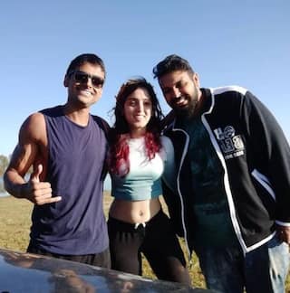 રૉમાન્સમાં ડુબી ઇરા ખાન, મસ્તીમાં ને મસ્તીમાં બૉયફ્રેન્ડને કરી દીધી KISS, તસવીર વાયરલ