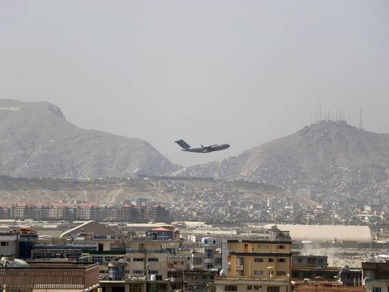 Afghanistan: কাবুলে আত্মঘাতী আইএস জঙ্গিদের লক্ষ্য করে ড্রোন হামলা আমেরিকার, মৃত ৬ । Bangla News