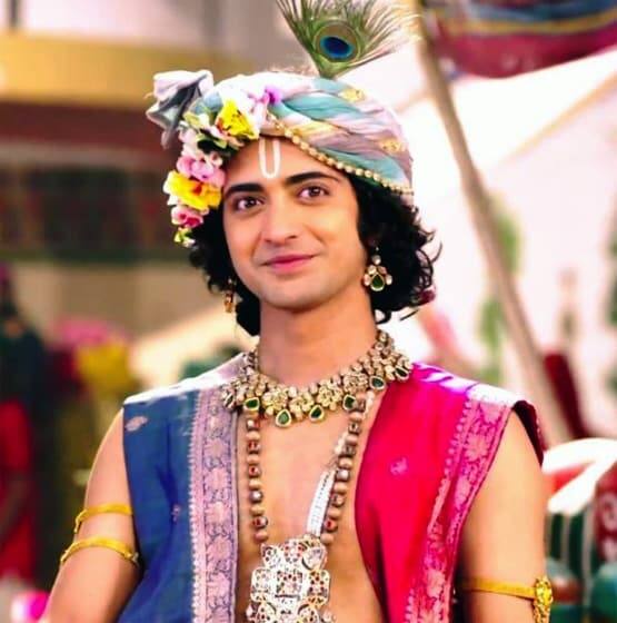 कृष्णा के रोल में सुमेध को काफी पसंद किया गया. सुमेध ने अपने एक्टिंग करियर की शुरुआत चैनल वी के शो दिल दोस्ती डांस से की थी.