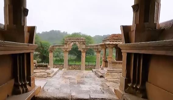 उदयपुर में है 'सास बहू मंदिर', दिलचस्प है इसके बनने की कहानी | एक अकेला इस शहर में | 29.08.2021