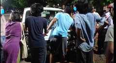 ৩ পড়ুয়াকে বরখাস্তের সিদ্ধান্ত প্রত্যাহারের দাবিতে লাগাতার আন্দোলন বিশ্বভারতীর পড়ুয়াদের