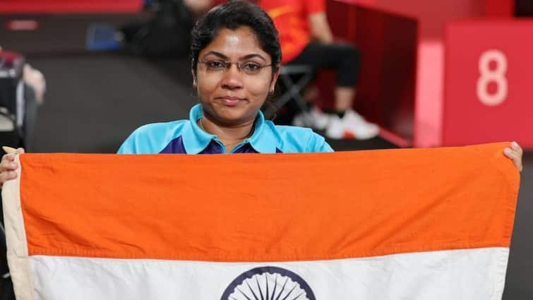 Tokyo 2020 Paralympics: Bhavina Patel wins silver medal and creates history Bhavinaben Wins Silver: ટોક્યો પેરાલિમ્પિક્સમાં ભાવિના પટેલે  સિલ્વ મેડલ જીતી રચ્યો ઈતિહાસ, મહેસાણામાં જશ્નનો માહોલ