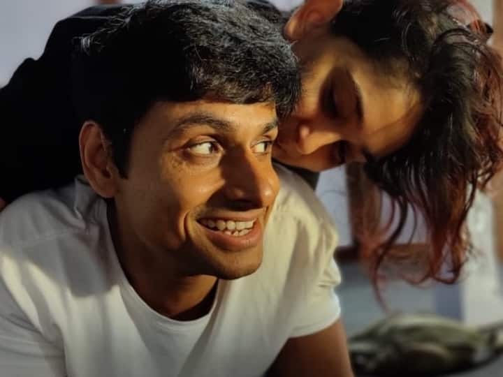 Romance Overloaded: ब्वॉयफ्रेंड संग रोमांस में डूबी Aamir Khan की बेटी Ira Khan की तस्वीरें वायरल, फर्श पर लेटे नुपूर को इस अंदाज में किया KISS