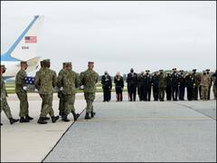 Afghanistan Crisis Live Updates: काबुल धमाके में शहीद हुए जवानों का शव पहुंचा अमेरिका, खुद रिसीव करने पहुंचे राष्ट्रपति जो बाइडेन