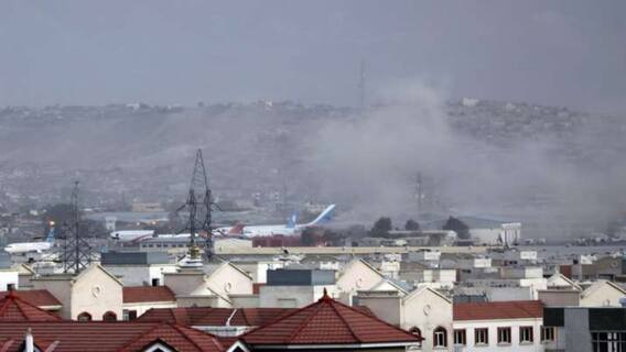 Afghanistan: কাবুল বিমানবন্দরে বড়সড় জঙ্গি-হামলা রুখল মার্কিন সেনা: সূত্র | Bangla News