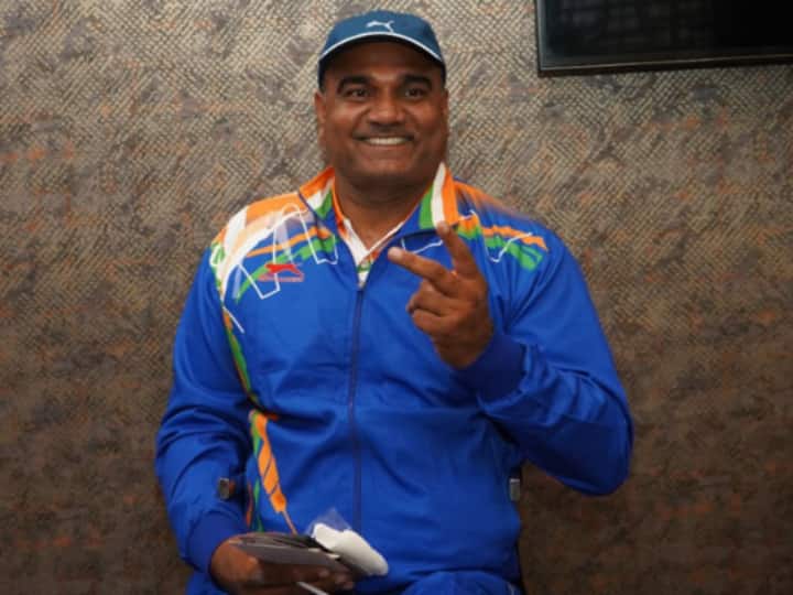 Tokyo Paralympics 2020 Vinod Kumar loses bronze medal not eligible for Discus throw Vinod Kumar Loses Bronze: భారత్‌కు షాక్.. వినోద్ కుమార్ అనర్హుడంటూ ప్రకటన... కాంస్య పతకం వెనక్కి