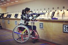 पॅरालिम्पिकमध्ये सुवर्णवेध घेणारी 'Avani Lekhara', अपघातामुळं अपंगत्व, अभिनव बिंद्राच्या आत्मचरित्रामुळं जगण्याची नवी उमेद