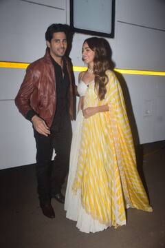 Shershaah Stars Sidharth Malhotra & Kiara Advani On Set Of The Kapil Sharma Show; See Pics