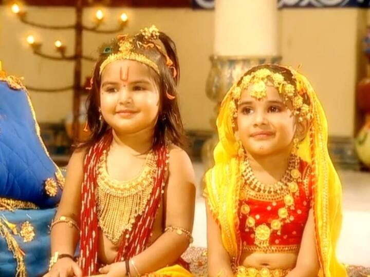 'जय श्री कृष्ण' इस सीरियल में भगवान श्रीकृष्ण की बाल लीलाओं को दिखाया गया है. नटखट कृष्ण और उनकी मां यशोदा के साथ बाल गोपाल के साथियों के साथ ये धारावाहिक लोगों का काफी पसंद आया.