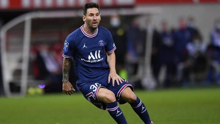 পিএসজির হয়ে প্রথমবার মাঠে নামলেন লিওনেল মেসি। রেইমসের বিরুদ্ধে মাঠে নামলেন মেসি। (সব ছবি সৌজন্যে পিএসজি ট্যুইটার)