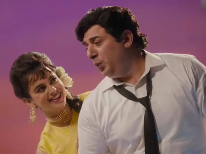 Bombay and Roza lead actor Arvind Swamy is unrecognizable in Kangana Ranaut's Thalaivi as mgr role, watch their first song Kangana Ranaut की Thalaivi में पहचान में नहीं आ रहे Bombay और Roza के Arvind  Swami, गाने में दिखी दोनों की केमिस्ट्री