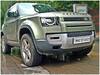 Land Rover Defender 90 India review: बारिश और पतली सड़कों के लिए ऐसे बेहतर है ये SUV, जानिए इसकी खासियतें