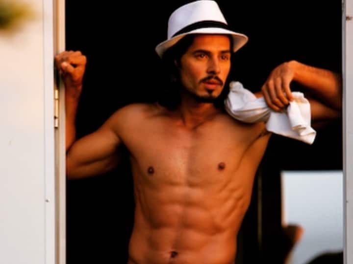 बॉलीवुड में संघर्ष पर डीनो मोरिया ने बयां किया अपना दर्द, कहा- आर्थिक तंगी से बचने के लिए किए छोटे काम Dino Morea expressed pain on the struggle in Bollywood read what he said बॉलीवुड में संघर्ष पर डीनो मोरिया ने बयां किया अपना दर्द, कहा- आर्थिक तंगी से बचने के लिए किए छोटे काम