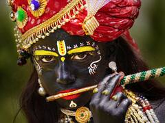 Janmashtami 2021 Celebration Pics: जन्माष्टमी पर मंदिरों में सजे कान्हा, मथुरा-वृंदावन से कश्मीर तक भक्तों की उमड़ी भीड़, तस्वीरों में देखें