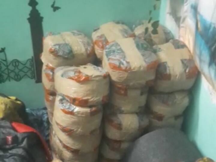 90 kg of ganja seized at two different places in Chengalpattu 11 people arrested செங்கல்பட்டில் இருந்து தென்மாநிலங்களுக்கு ஹோல் சேல் முறையில் கஞ்சா விற்பனை- 11 பேர் கைது