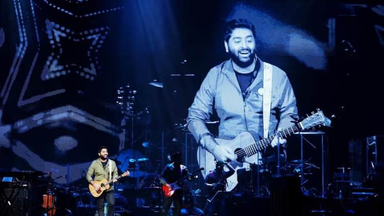 Arijit Singh To Perform Live In Abu Dhabi For The First Time Since Pandemic Began Arijit Singh in Abu Dhabi: অতিমারী পেরিয়ে ফের মঞ্চে, 'কঠিন সময়ে সঙ্গী হয়েছিল গান', বলছেন অরিজিৎ