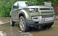 Land Rover Defender 90: ਬਾਰਸ਼ ਤੇ ਭੀੜੀਆਂ ਗਲੀਆਂ ਲਈ ਇੰਝ ਫਾਇਦੇਮੰਦ ਇਹ SUV, ਵੇਖੋ ਤਸਵੀਰਾਂ