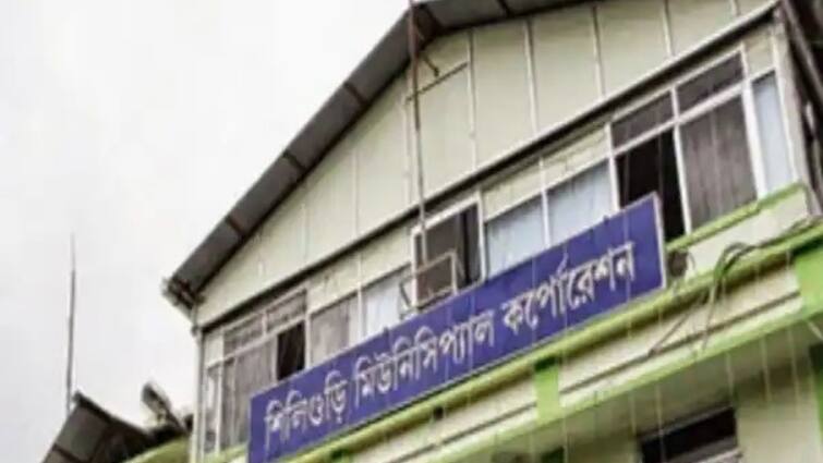 Darjeeling CPM to approach high court over civic and GTA Election Darjeeling: বকেয়া পুরভোট ও জিটিএ নির্বাচনের দাবিতে হাইকোর্টে যাচ্ছে দার্জিলিং সিপিএম