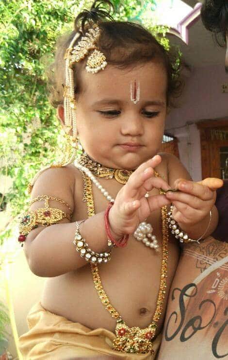 Krishna Janmashtami 2021: కృష్ణాష్టమి వేడుకల్లో అల్లరి కన్నయ్య..గడసరి గోపికలు