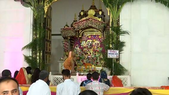 Devotees from Kanpur offer prayers to Lord Krishna on Janmashtami