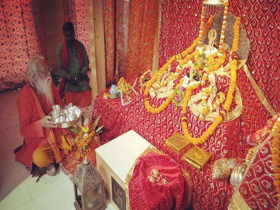 Krishna Janmashtami: राम जन्मभूमि परिसर में जन्माष्टमी की धूम, भगवान राम के आंगन में मनाया जाएगा कृष्ण जन्मोत्सव Krishna Janmashtami: राम जन्मभूमि परिसर में जन्माष्टमी की धूम, भगवान राम के आंगन में मनाया जाएगा कृष्ण जन्मोत्सव