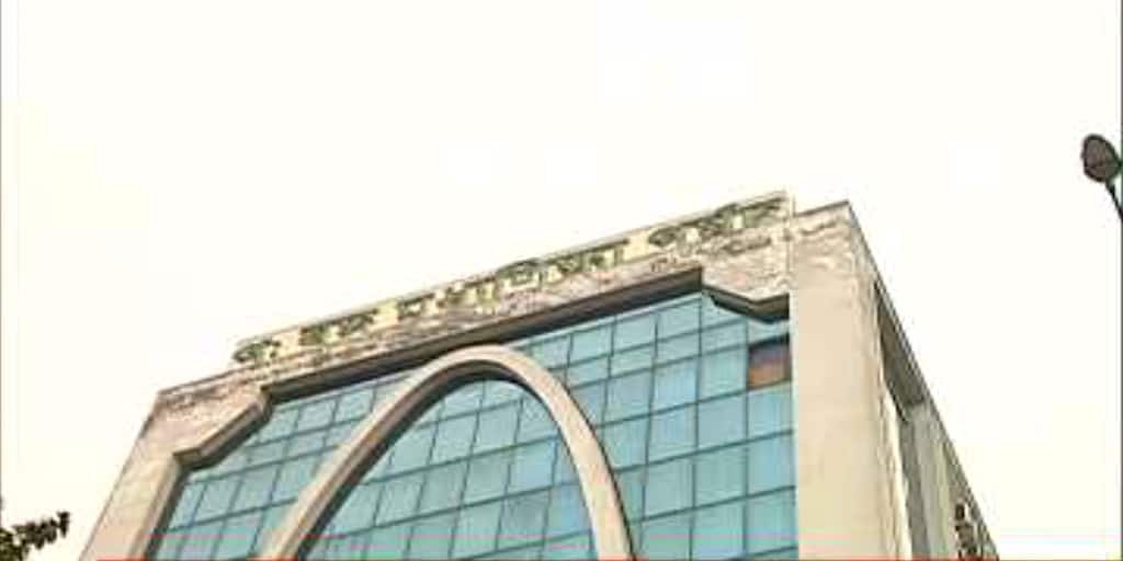 Madhyamik 2022 Syllabus: ২০২২-এর মাধ্যমিকের সিলেবাসে ত্রিকোণমিতি, বাম ও শ্রমিক আন্দোলন বাদ নিয়ে বিতর্ক Madhyamik 2022 Trigonometry, Left, labor movement dropped from syllabus, sparks controversy Madhyamik 2022 Syllabus: ২০২২-এর মাধ্যমিকের সিলেবাসে ত্রিকোণমিতি, বাম ও শ্রমিক আন্দোলন বাদ নিয়ে বিতর্ক