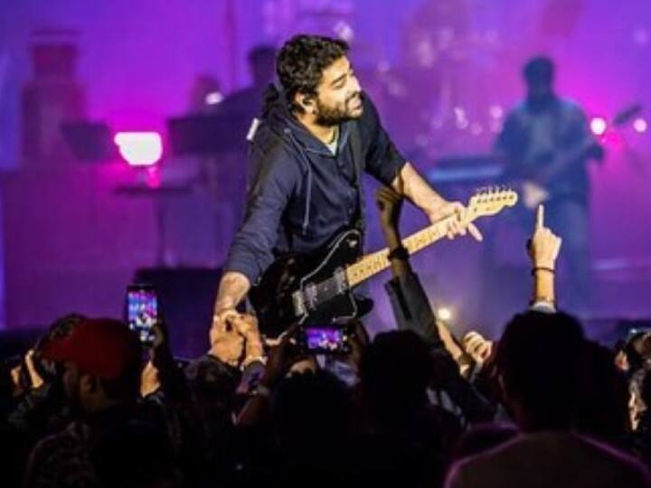 Arijit Singh To Perform Live In Abu Dhabi For The First Time Since Pandemic Began Arijit Singh To Perform Live In Abu Dhabi For The First Time Since Pandemic Began
