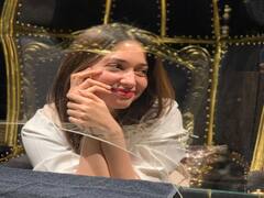 Actress Tamannaah pics | சரியா இது தவறா இந்த உணர்வினை விலக்கிட மனதுக்கு தெறியல - தமன்னா ஆல்பம்