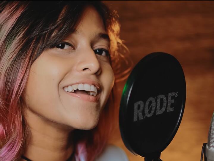 Manike Mage Hithe: The Sri Lankan song that has bewitched Indian hearts, know in details Sri Lankan Viral Song:   'মানিকে মাগে হিঠে' গানে দুলছে আসমুদ্র হিমাচল, কতটা প্রভাবিত বলিউড তারকারা?