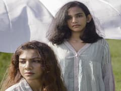 Actress Madonna Sebastian Pics |காற்றுக்குள்ளே வாசம்போல வந்தாய் எனக்குள் நீ - மடோனா செபாஸ்டியன் போட்டோஷூட்