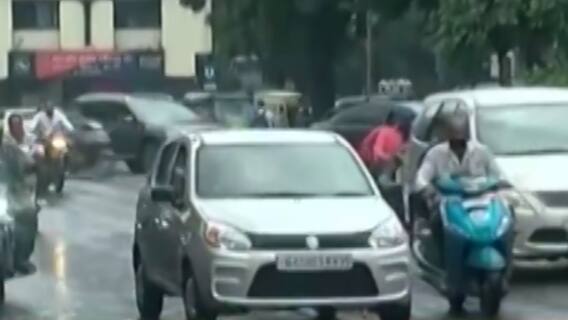 સુરતઃ શહેરના વિવિધ વિસ્તારોમાં ધીમીધારે શરૂ થયો વરસાદ, જુઓ ગુજરાતી ન્યૂઝ