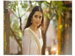 Actress Raashii Khanna pics | கல்லுக்குள்ள தேர போல கலைஞ்சிருக்கும் தாடிக்குள்ள ஒளிஞ்சுக்கவா - ராஷி கன்னா ஆல்பம்