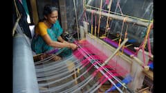 Netannaku Cheyutha: నేతన్నకు చేయూతతో 35 వేల మందికి లబ్ధి.. రేపు జమ కానున్న డబ్బు..