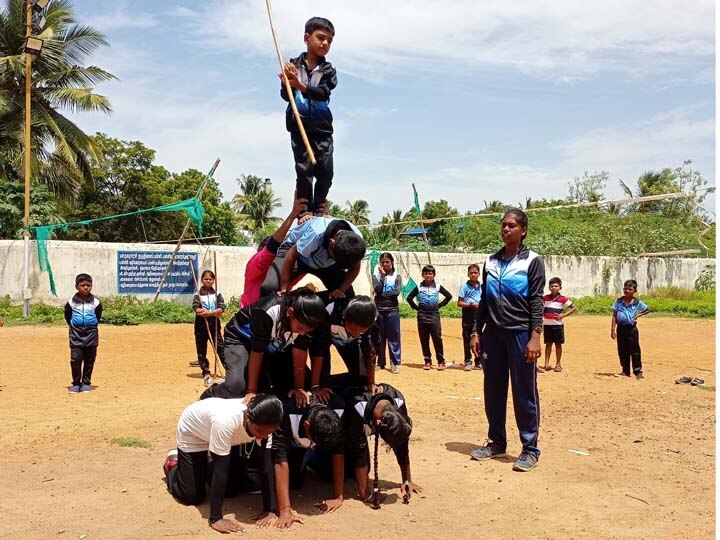 விளையாட்டுத்துறையில் தமிழர்களுக்கு செய்யப்படும் அரசியல் - சிலம்பாட்ட வீராங்கணை சினேகா வேதனை..!