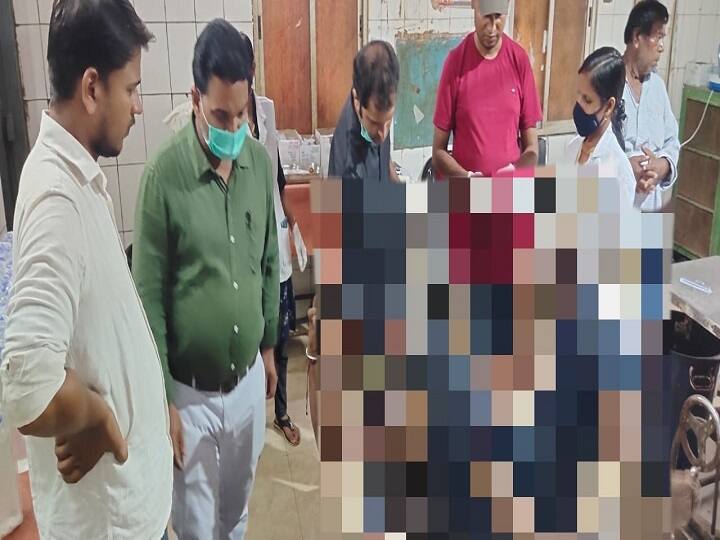 Bihar: In property dispute, father and son beat up man and burn him alive in Arrah ann बिहार: संपत्ति विवाद में बाप-बेटे ने शख्स को मारपीट कर जिंदा जलाया, गंभीर हालत में चल रहा इलाज