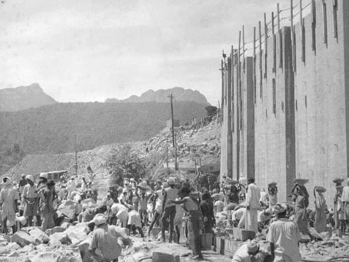 Mettur Dam is a majestic 88 year old dam ... 89-வது ஆண்டில் அடியெடுத்து வைத்து கம்பீரமாக காட்சியளிக்கும் மேட்டூர் அணை...!