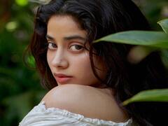 Actress Janhvi Kapoor pics | மாலை மங்கும் நேரம் ஒரு மோகம் கண்ணின் ஒரம் - ஜான்வி கபூர் ஆல்பம்