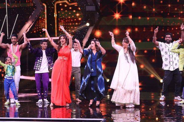 इन तीनों के अलावा शो की जज और कोरियोग्राफर गीता कपूर ने भी जमकर ठुमके लगाए.