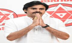 Pawan Kalyan: మీరు వేస్తారా? మమ్మల్నే వేయమంటారా? ఏపీలో రోడ్ల దుస్థితిపై పవన్ కల్యాణ్‌ యుద్ధం..