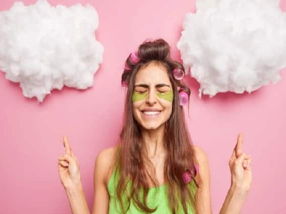 Want To Have Curly Hair? Use Rollers Instead Of Curler To Keep It Healthy And Bouncy