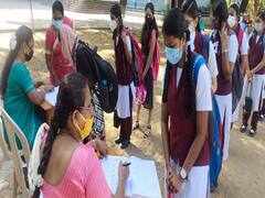 கோவையில் பள்ளிகள் திறப்பு ; உற்சாகத்துடன் பள்ளிக்கு வந்த மாணவர்கள் - போட்டோ ஆல்பம்..!