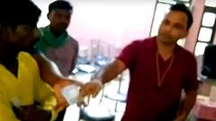 Kannauj: कोरोना वैक्सीन के बदले रिश्वत देने का वीडियो वायरल