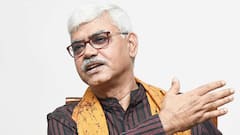 Visva Bharati : গাঁধীগিরি ! উপাচার্যের বাড়িতে তিন বেলা খাবার পাঠানোর সিদ্ধান্ত আন্দোলনকারীদের | Bangla News