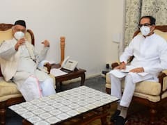 CM Uddhav Meets Governor: महाराष्ट्र के राज्यपाल से मिले सीएम उद्धव ठाकरे, बिना देरी मनोनीत विधान परिषद सदस्य की मंजूरी का किया अनुरोध