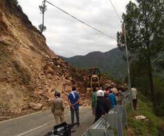 Uttarakhand: बड़कोट में रेस्क्यू के लिए गए 12 लोग लापता हुए