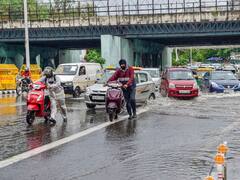 Delhi Rain Update: भारी बारिश से जलभराव, ट्रैफिक बुरी तरह प्रभावित, 19 साल बाद सितंबर में हुई सबसे अधिक वर्षा
