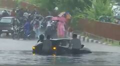 Delhi Rains: बारिश ने खोली दिल्ली के विकास की पोल, तस्वीरें देख आप भी यही कहेंगे